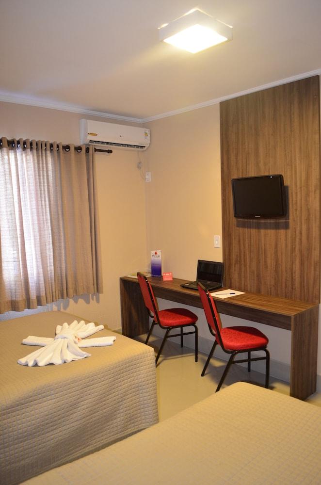 Primar Plaza Hotel Botucatu Esterno foto