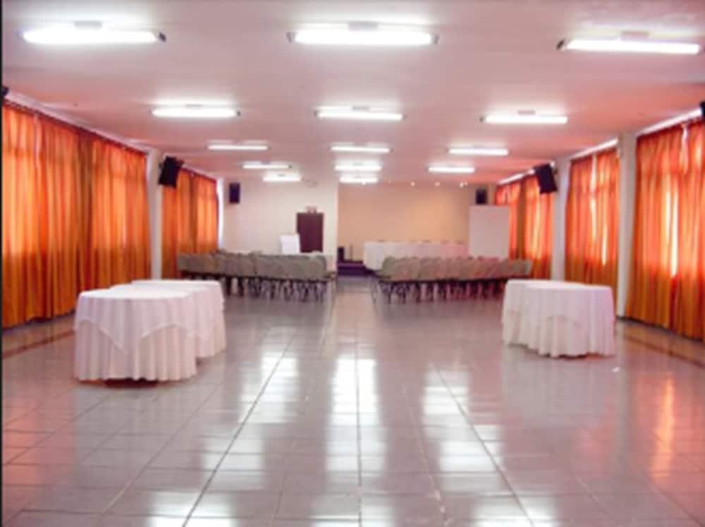 Primar Plaza Hotel Botucatu Esterno foto