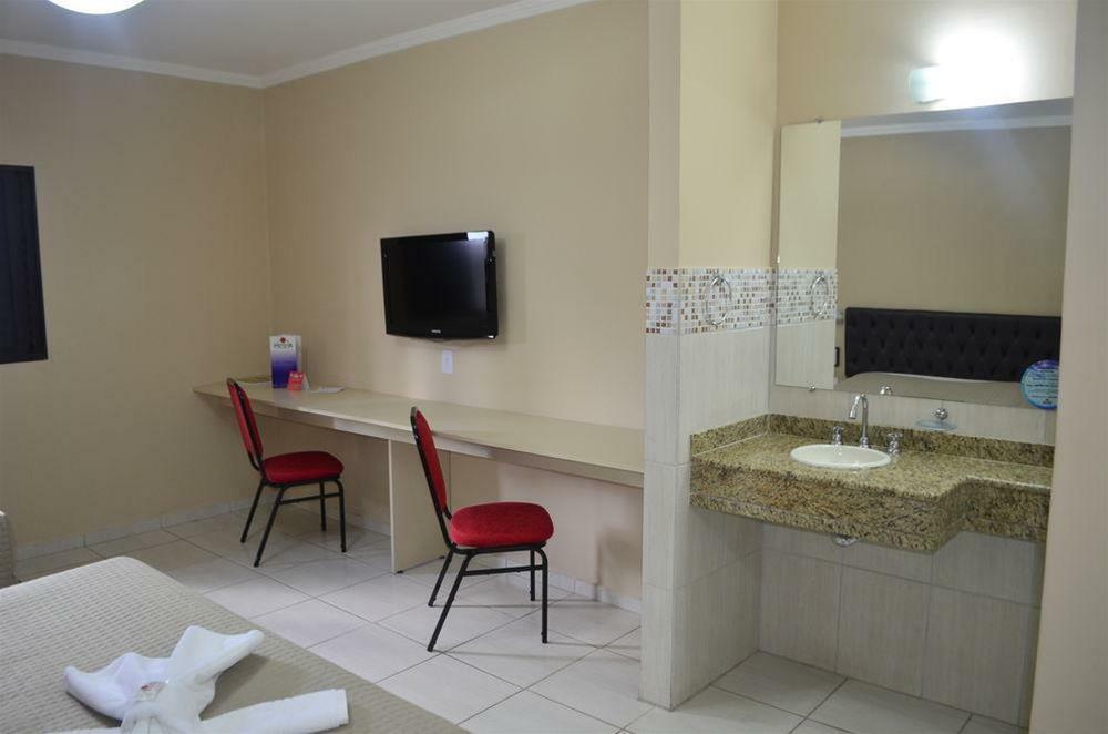Primar Plaza Hotel Botucatu Esterno foto